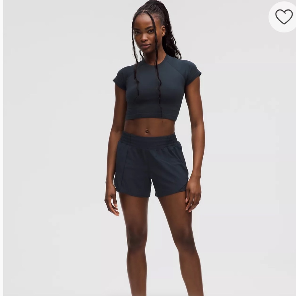 Lululemon Athletica Hotty Hot High-Rise Lined Shorts 4”